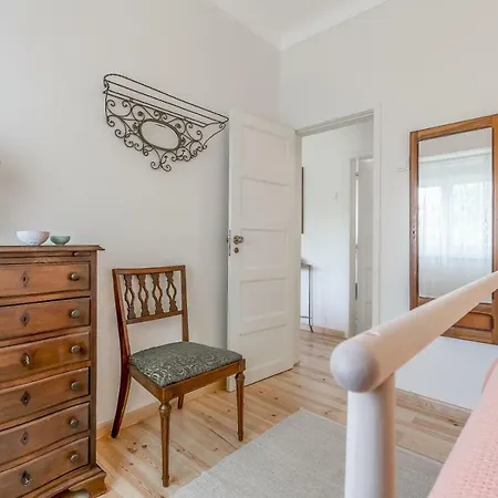 Sunny, Bright And Quiet Apartment, By Timecooler