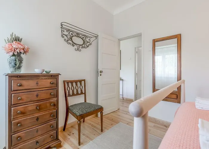 Sunny, Bright And Quiet Apartment, By Timecooler