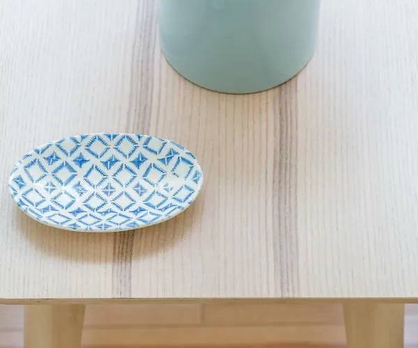 Sunny, Bright And Quiet Apartment, By Timecooler *