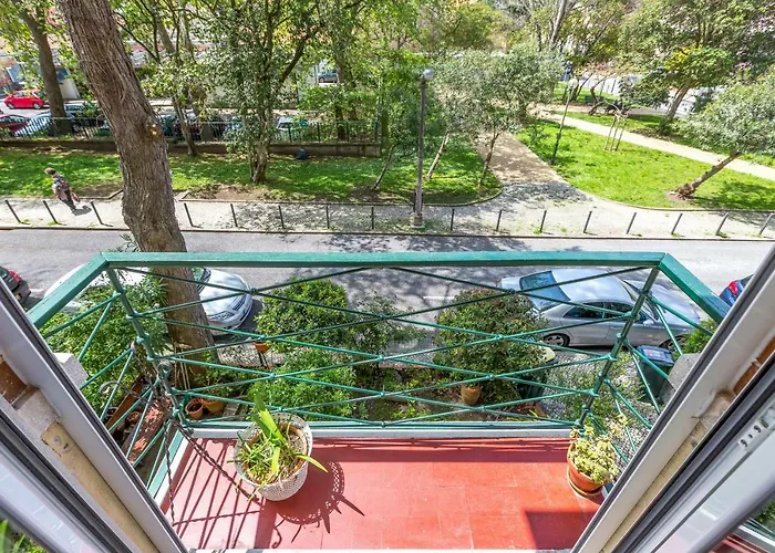 Sunny, Bright And Quiet Apartment, By Timecooler