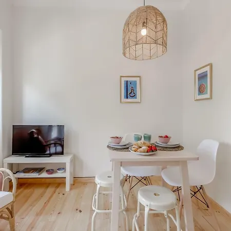 Sunny, Bright And Quiet Apartment, By Timecooler Апартаменты *